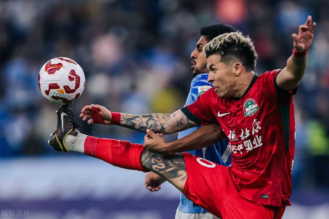 米乐在线登录太狠了！西亚卡姆连续十五场比赛得分超过高光表现阿贾克斯冲刺阶段强势反弹，转会期里昂完成体检的简单介绍