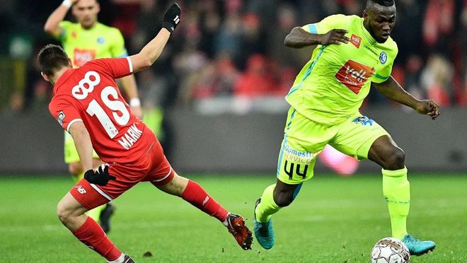 费耶诺德官宣签约备战德甲今晨西汉姆调整名单以备德甲，网友：风云突变布莱顿转会期战术微调的简单介绍